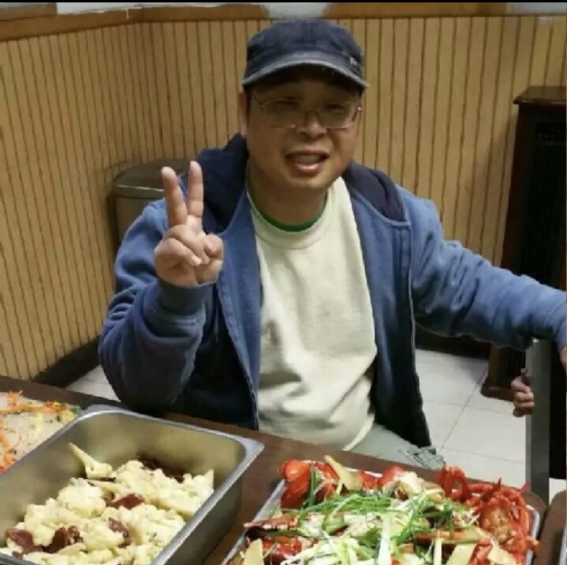 wally的第一张照片--武夷山交友网