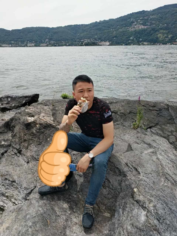 绚烂背后的平淡的第一张照片--武夷山交友网