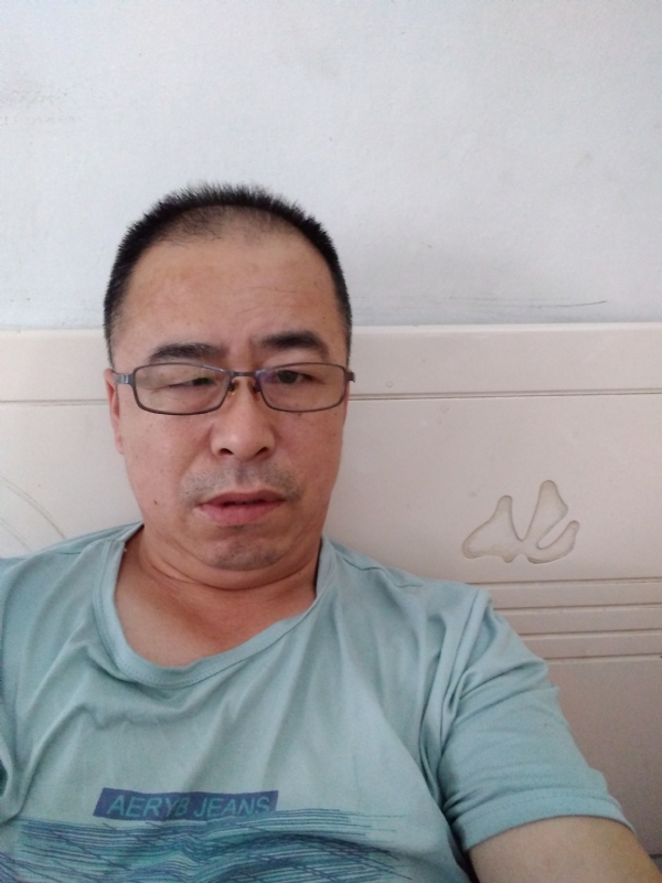 大叔的第一张照片--武夷山交友网