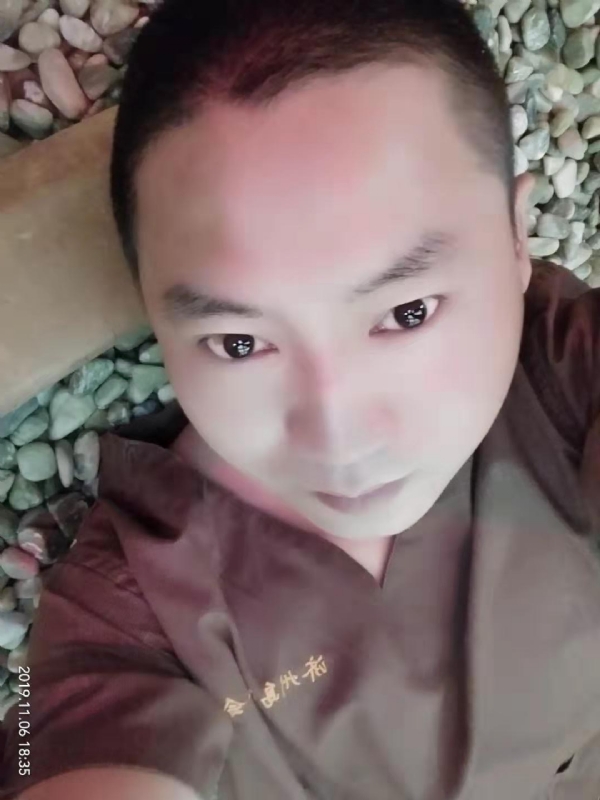 红枫叶的第一张照片--武夷山交友网