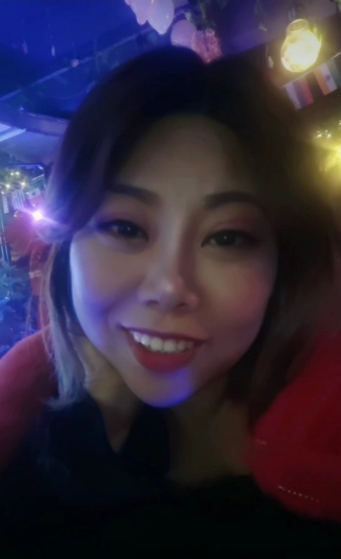 收快递的费仙女的第一张照片--武夷山交友网