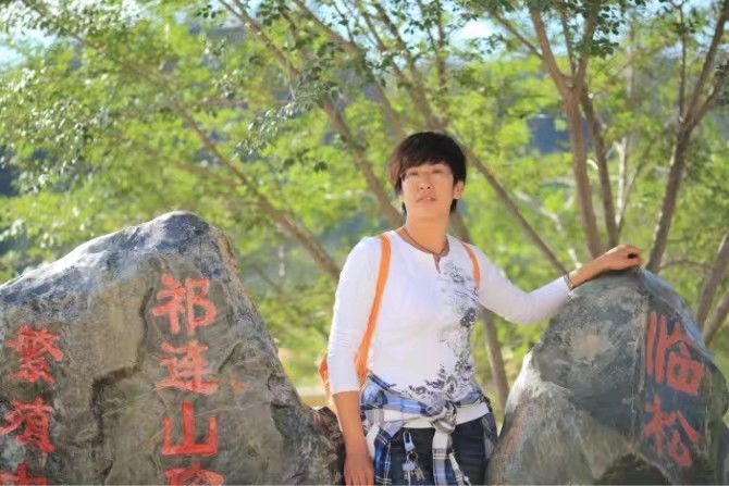 弱水河边青春草的第一张照片--武夷山交友网
