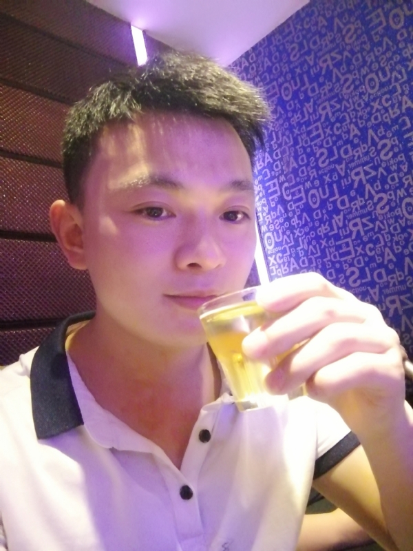 幸福的拥抱的第一张照片--武夷山交友网