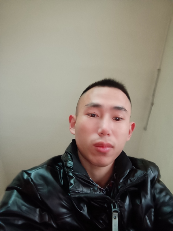 阿浩的第一张照片--武夷山交友网
