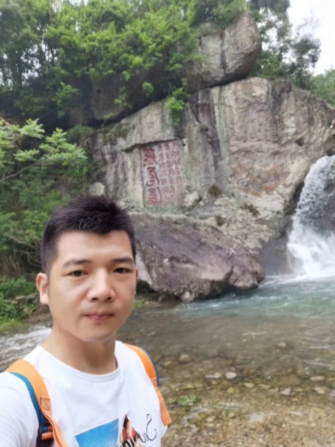愿得一人心的第一张照片--武夷山交友网