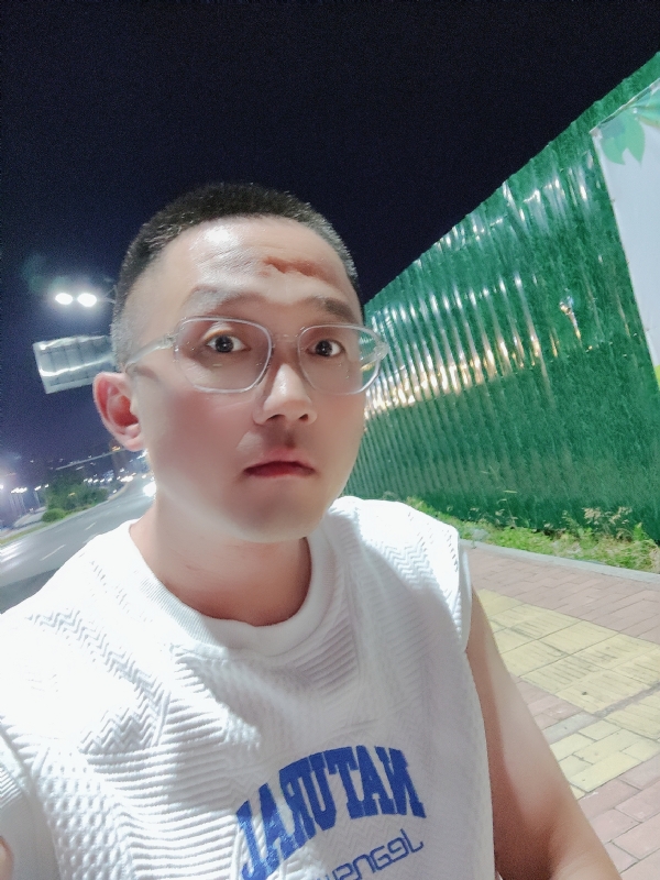清风烈酒的第一张照片--武夷山交友网
