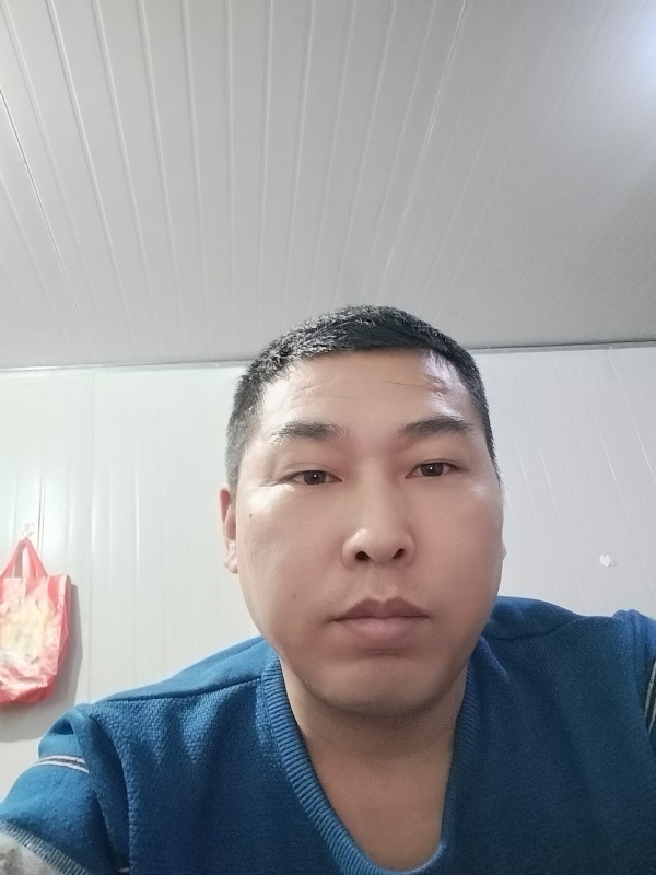 开着拖拉机去兜风的第一张照片--武夷山交友网