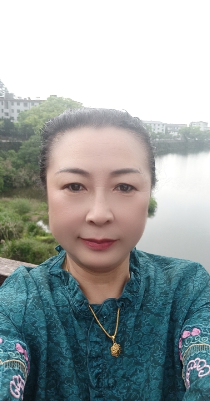 雨中情的第一张照片--武夷山交友网