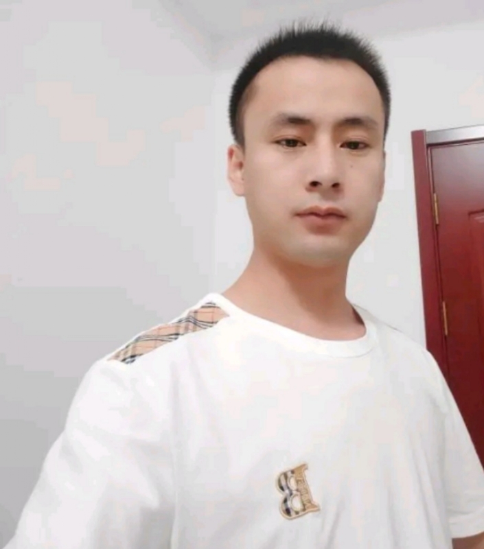海阔天空的第一张照片--武夷山交友网