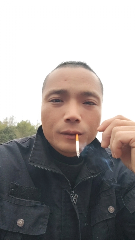 伯爵的第一张照片--武夷山交友网