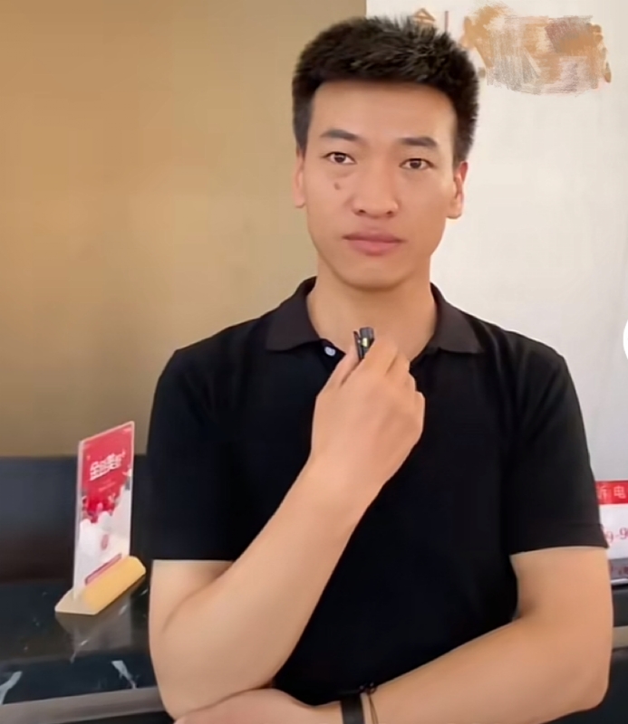 一杯梁白开的第一张照片--武夷山交友网