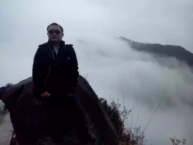 如影随形的第三张照片--武夷山交友网