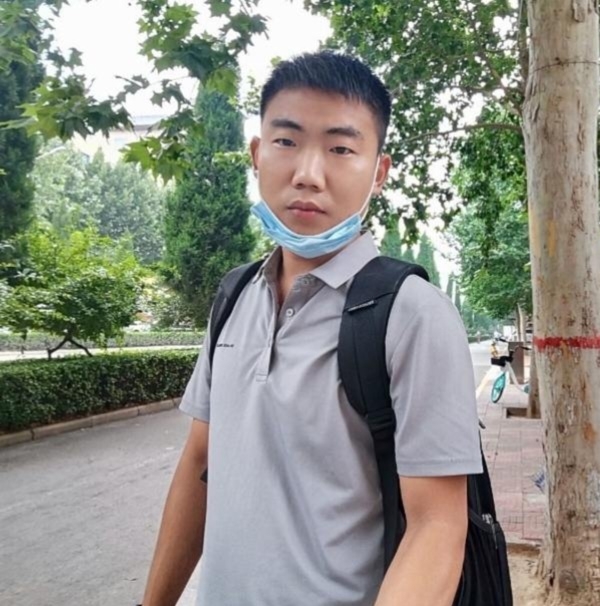 90年男征婚的第一张照片--武夷山交友网