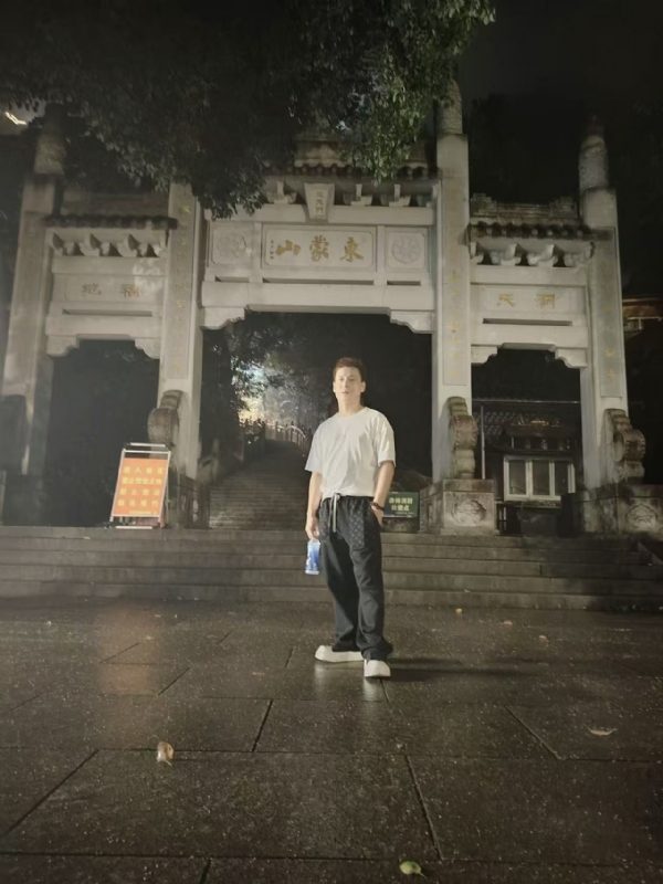 慕晨的第一张照片--武夷山交友网